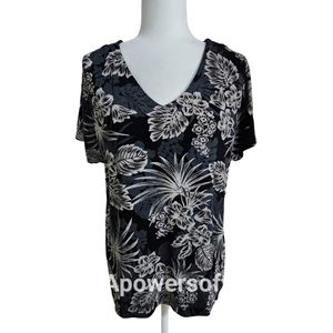 CitiKnit Black & White Floral V-Neck Top
